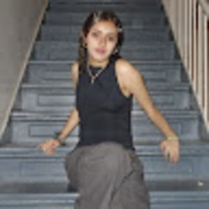 Meet your Posher, Adriana